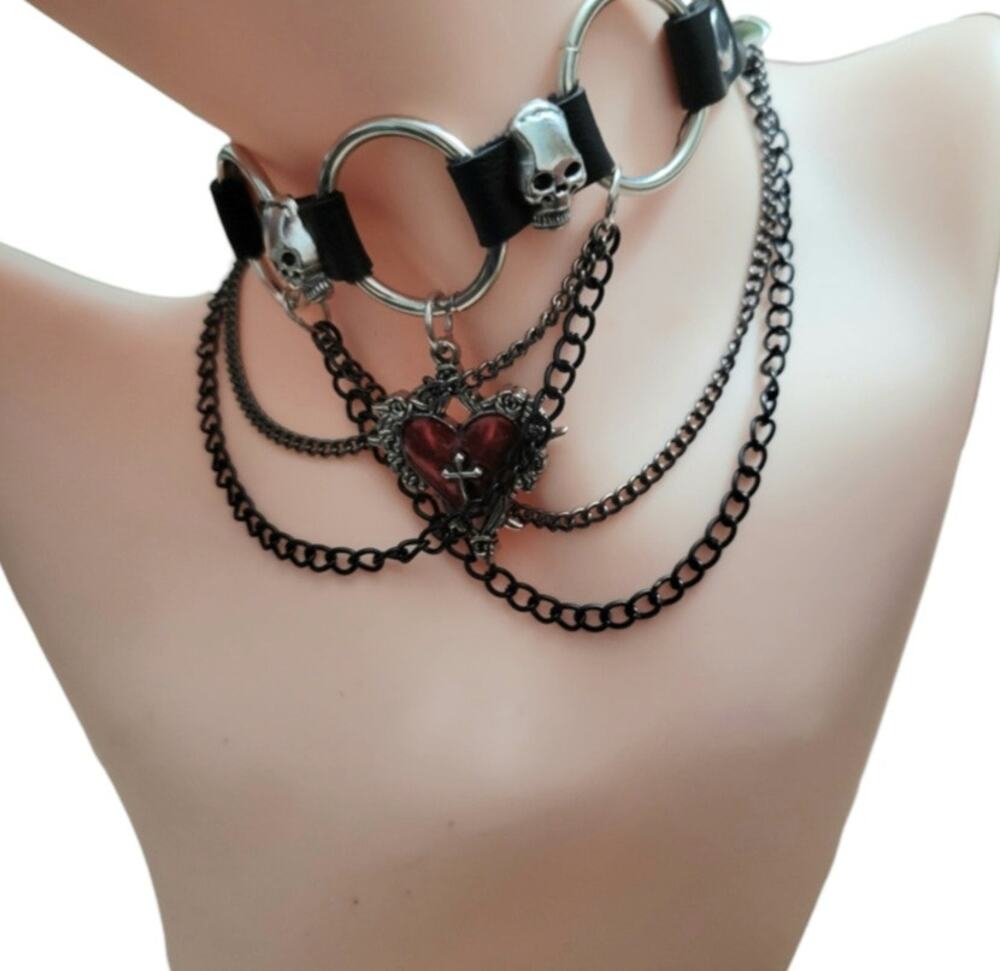 Layered chain faux leather choker collar with dark red heart charm